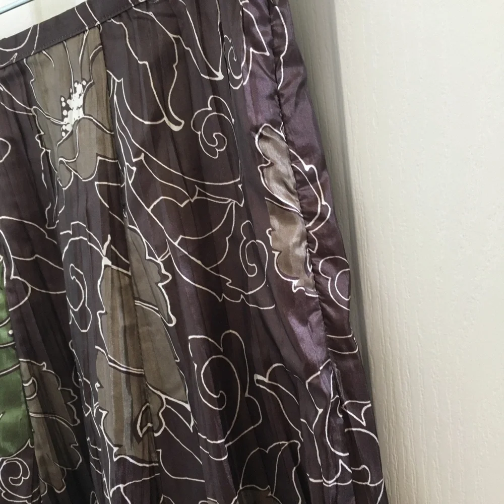 FINAL MARKDOWN Ladies jaclyn smith skirt small